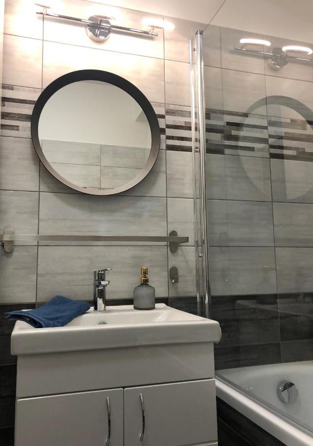 Glamour Apartman Таполца Екстериор снимка